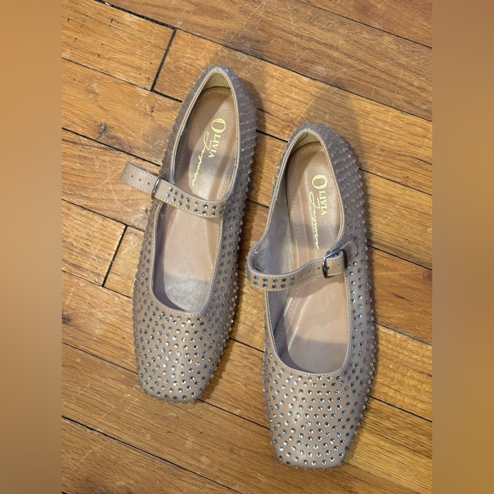 Nude sparkle ballet flats nwot 8.5